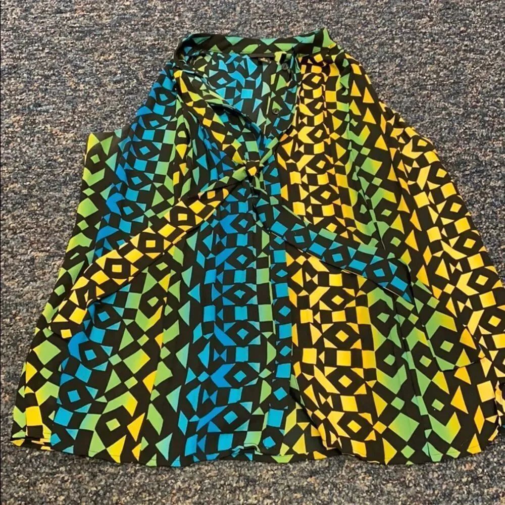 Worthington Sleeveless Button Down Blouse sz. M